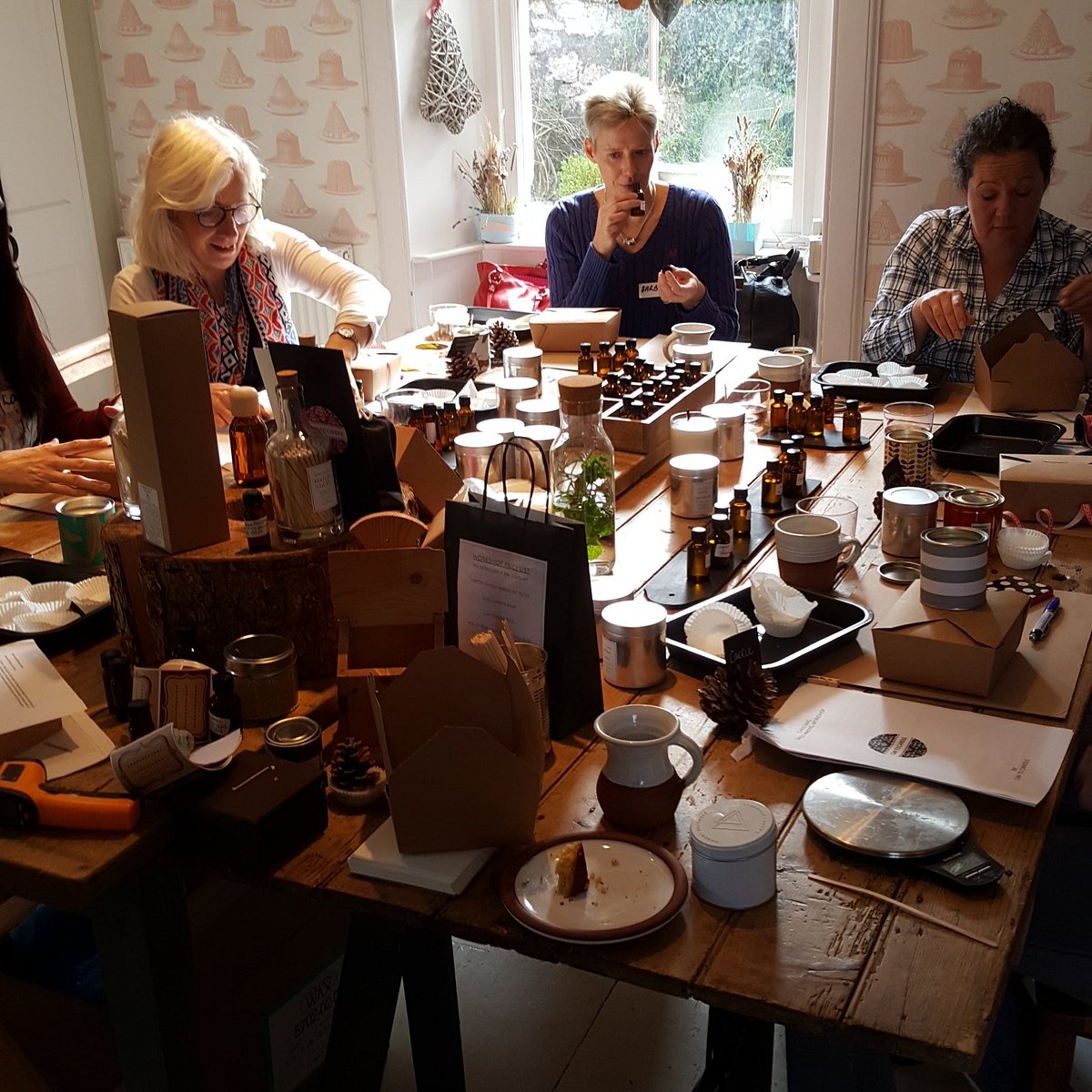 Bespoke candle making workshop - Edinburgh