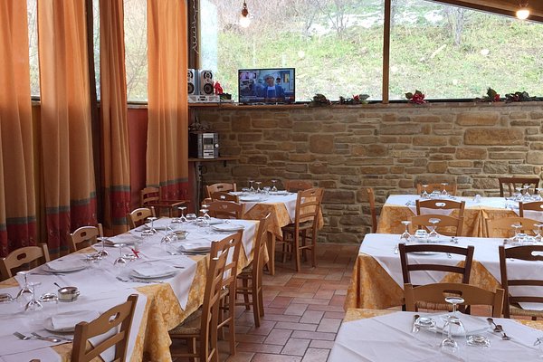 PIZZERIA DA NONNA PAPERA, Muccia - Menu, Prezzo & Ristorante Recensioni -  Tripadvisor