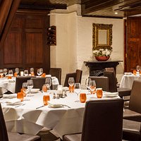 Dax Restaurant inside