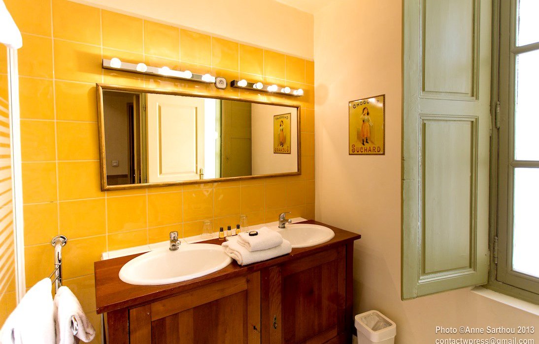 Une Chambre en Ville by null