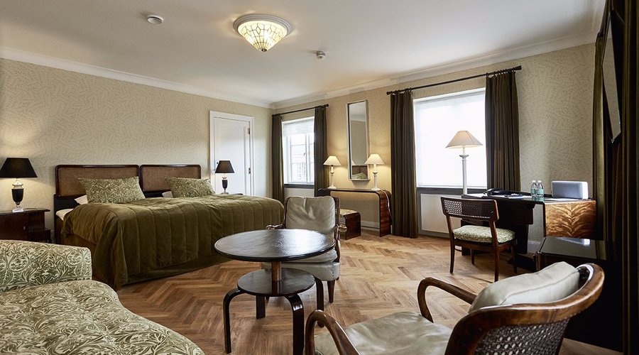 Art Deco Room 