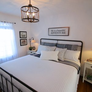 King size bed with quality linens