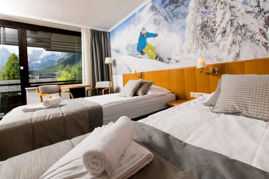 HOTEL KOMPAS 102     1  5  9          Bewertungen  Fotos Preisvergleich