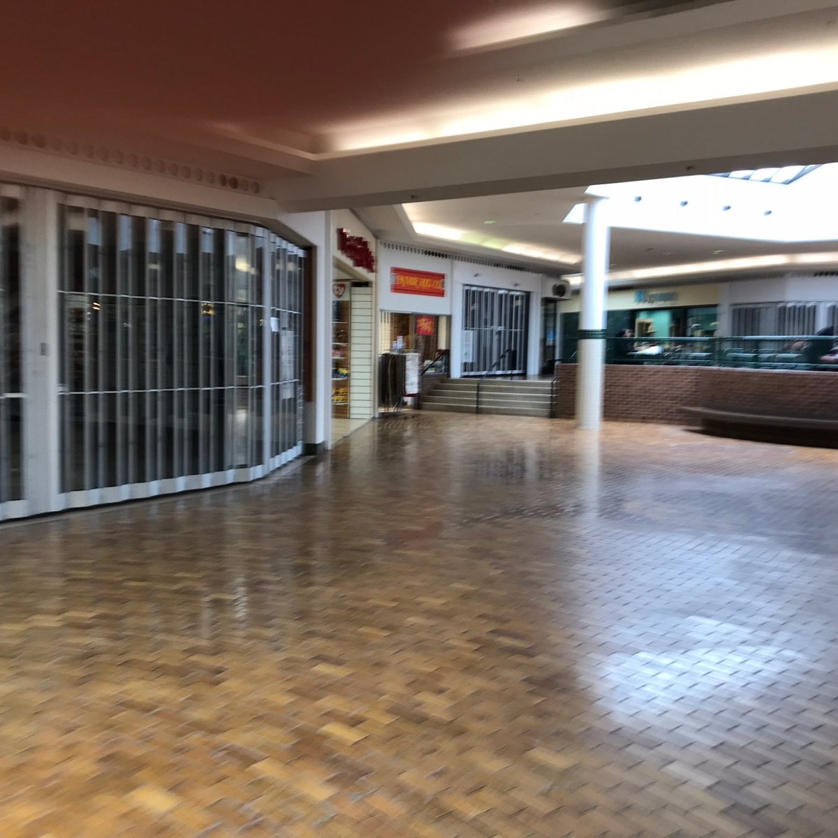 bmo south common mall mississauga hours