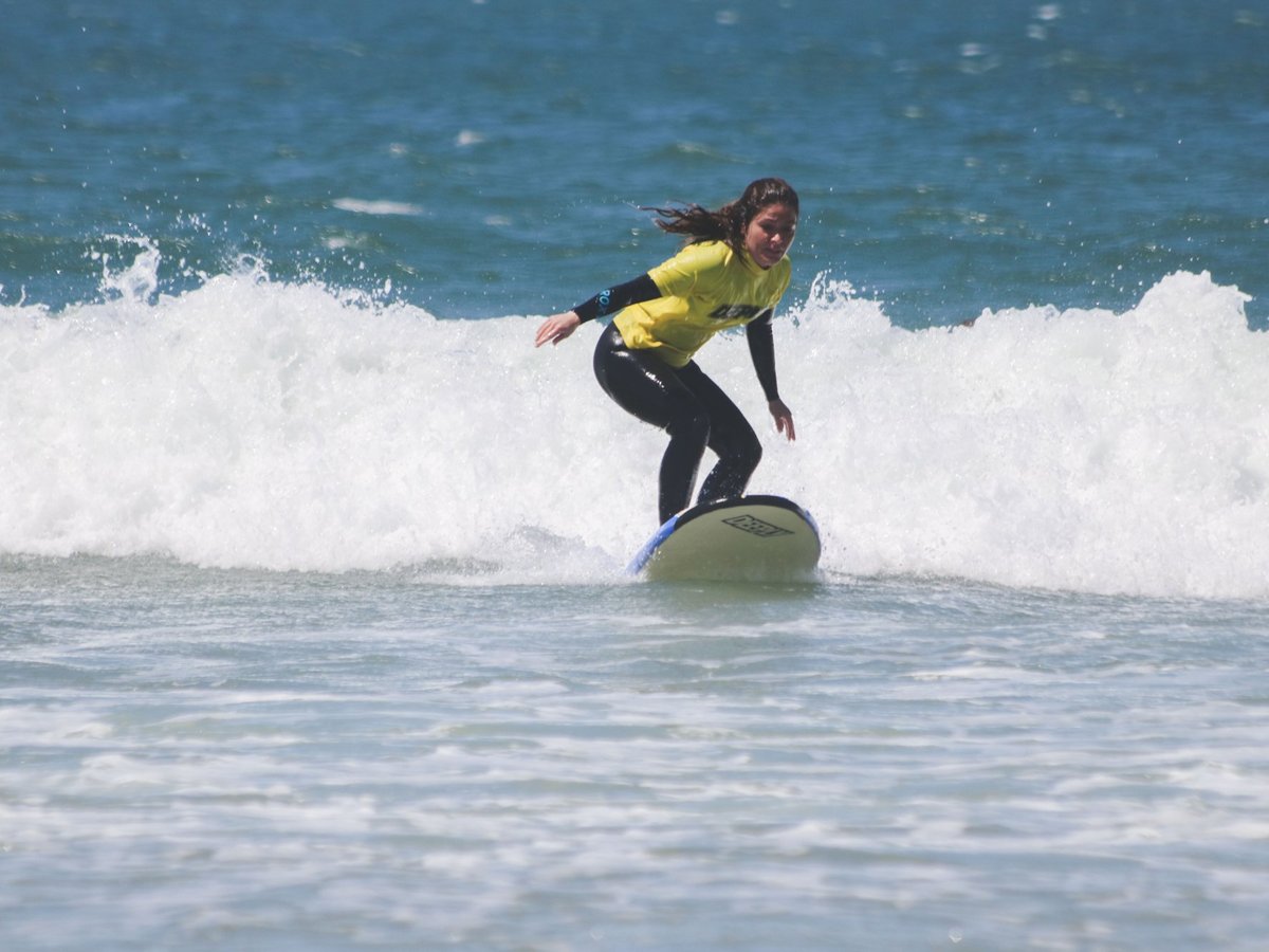 Linha de Onda - Surfing School (Matosinhos) - All You Need to Know ...