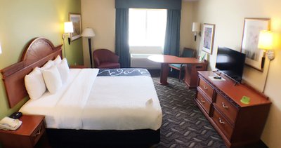 Hotel photo 20 of La Quinta Inn & Suites by Wyndham Fort Smith.