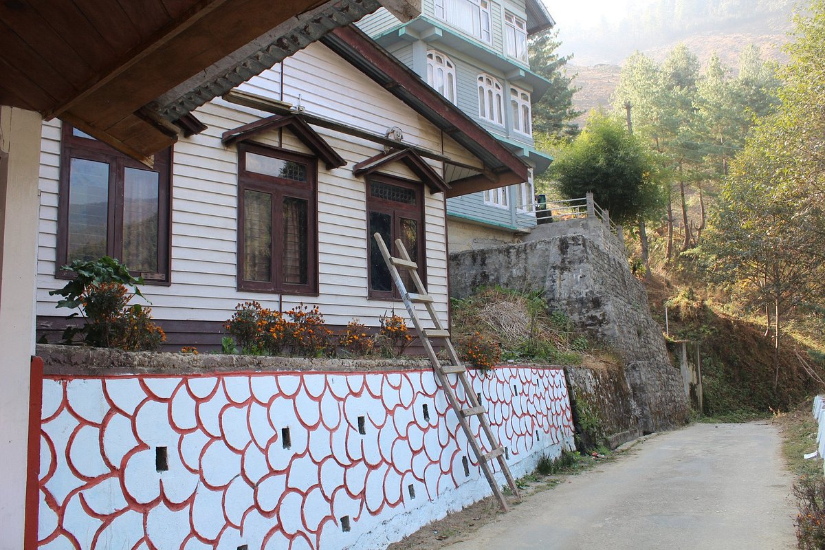 arunachal pradesh tourist lodge