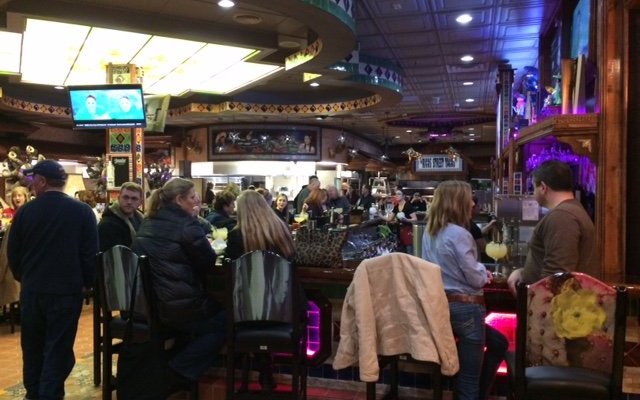 bar, very nice