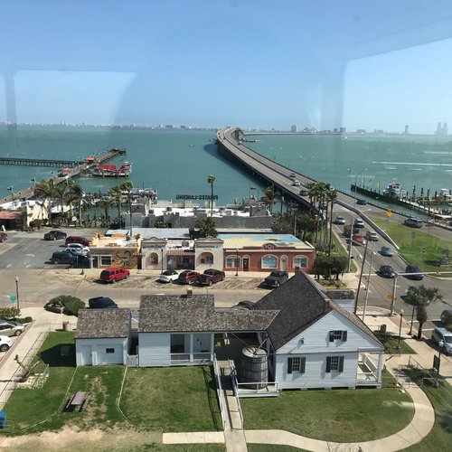 BEACH HOUSE - Hotel Reviews (Port Isabel, TX)