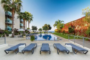 Piscine et plage