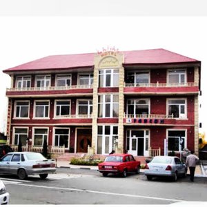 Karvan Hotel
