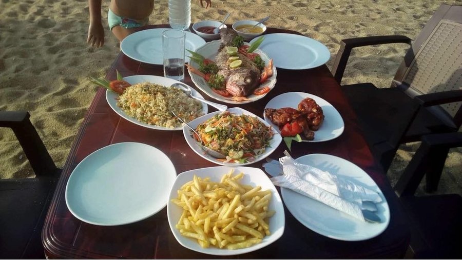 Whole fish, Fried rice, Salad,Chips & Chicken 