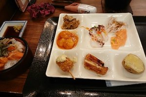 餐饮