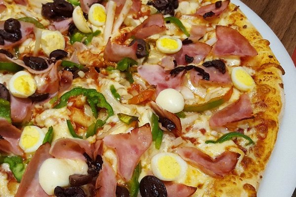 Pizza maravilhosa! Lugar um pouco escondido.. Mas vale muito ir saborear as  pizzas! Preco super – Foto de Pizzeria Farol, Tamandaré - Tripadvisor