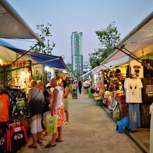 Kika Night Shopping 2017 () Kika Night Shopping 2017