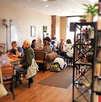 Great place to meet up with friends or family. Kids are welcome!