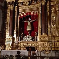 Altar mayor del templo