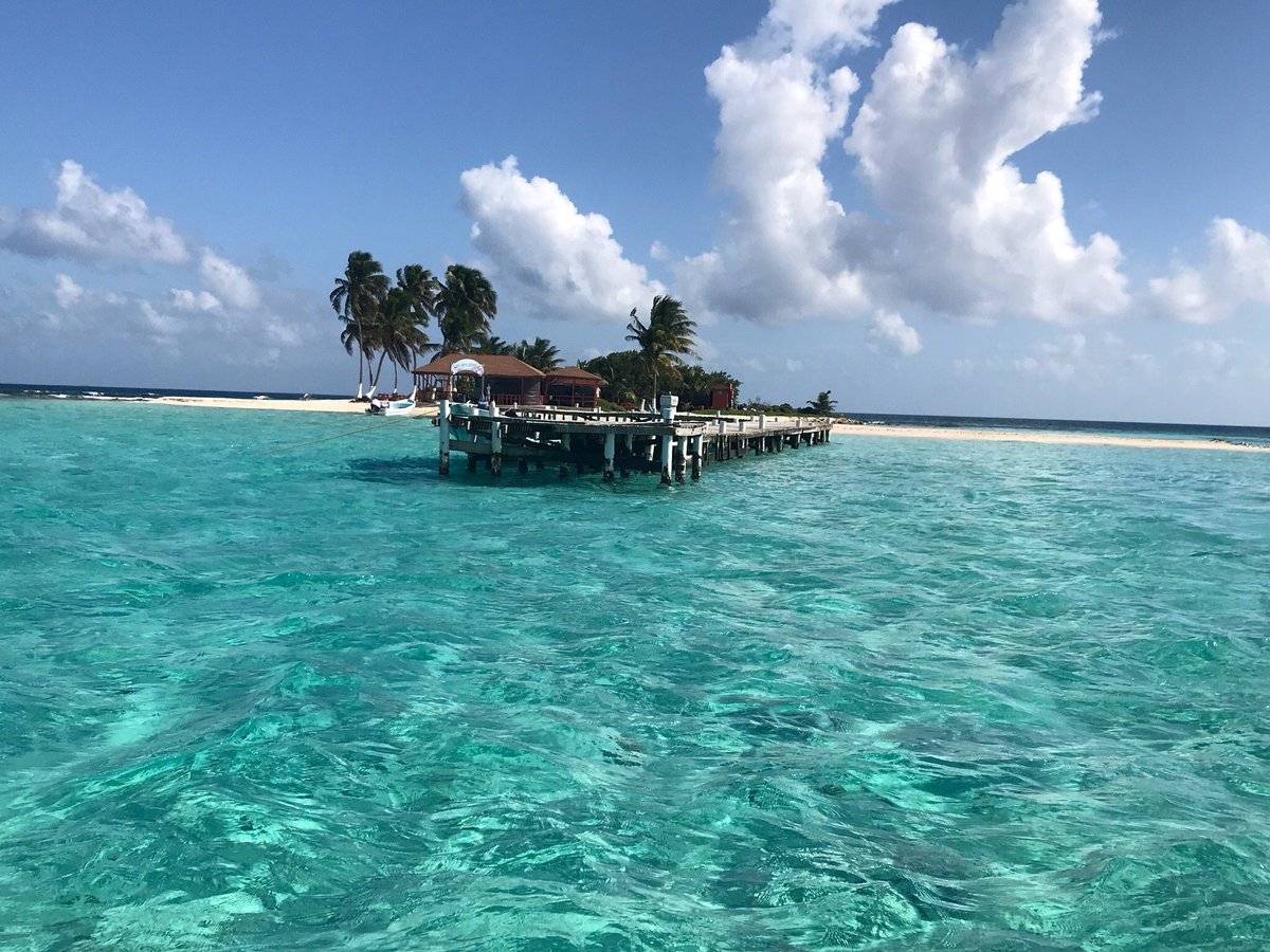 Belize Cruise Excursions Goff's Caye Beach and Snorkeling Tour