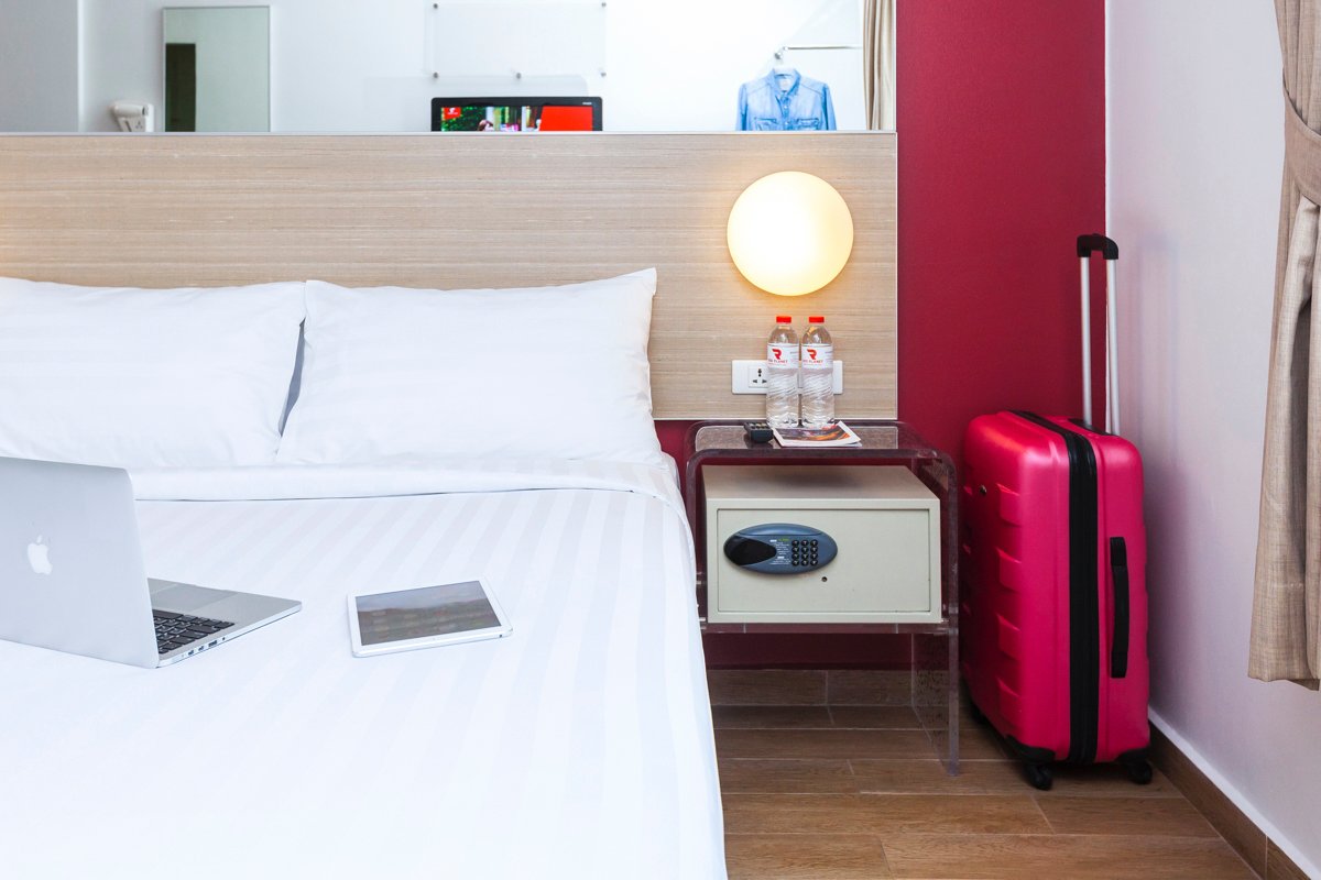 Hotel photo 1 of Red Planet Solo.