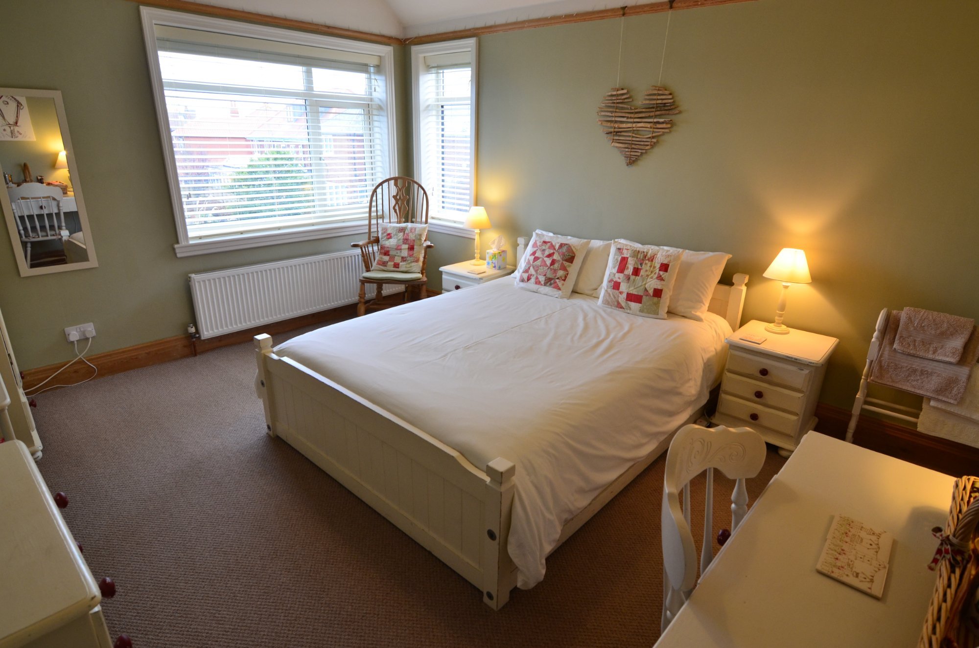 BIRDHOUSE BED AND BREAKFAST (Whitby, North Yorkshire) - B&B Reviews ...