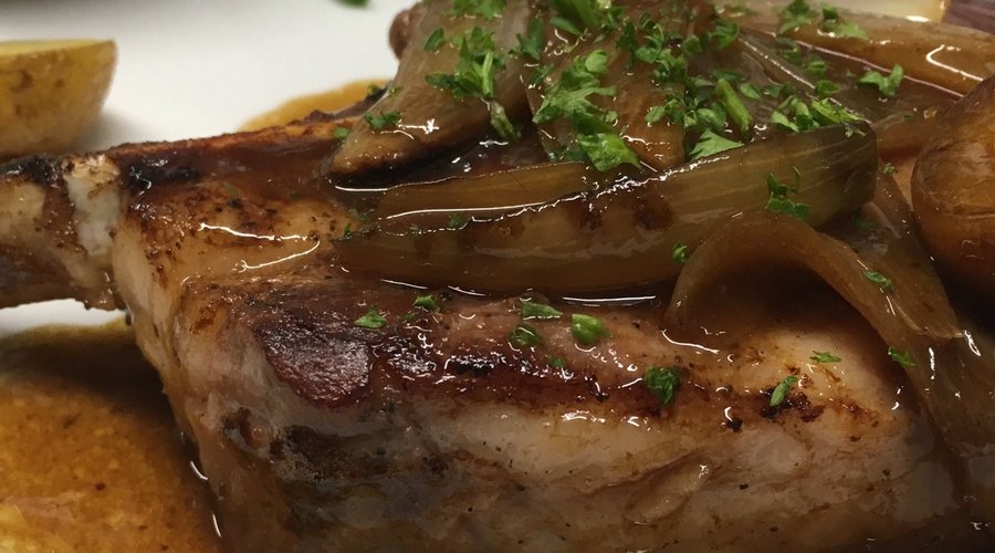 Cote de cochon noir de bigorre 