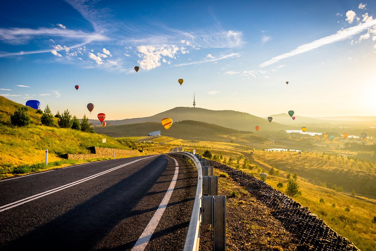 tourist hotel canberra