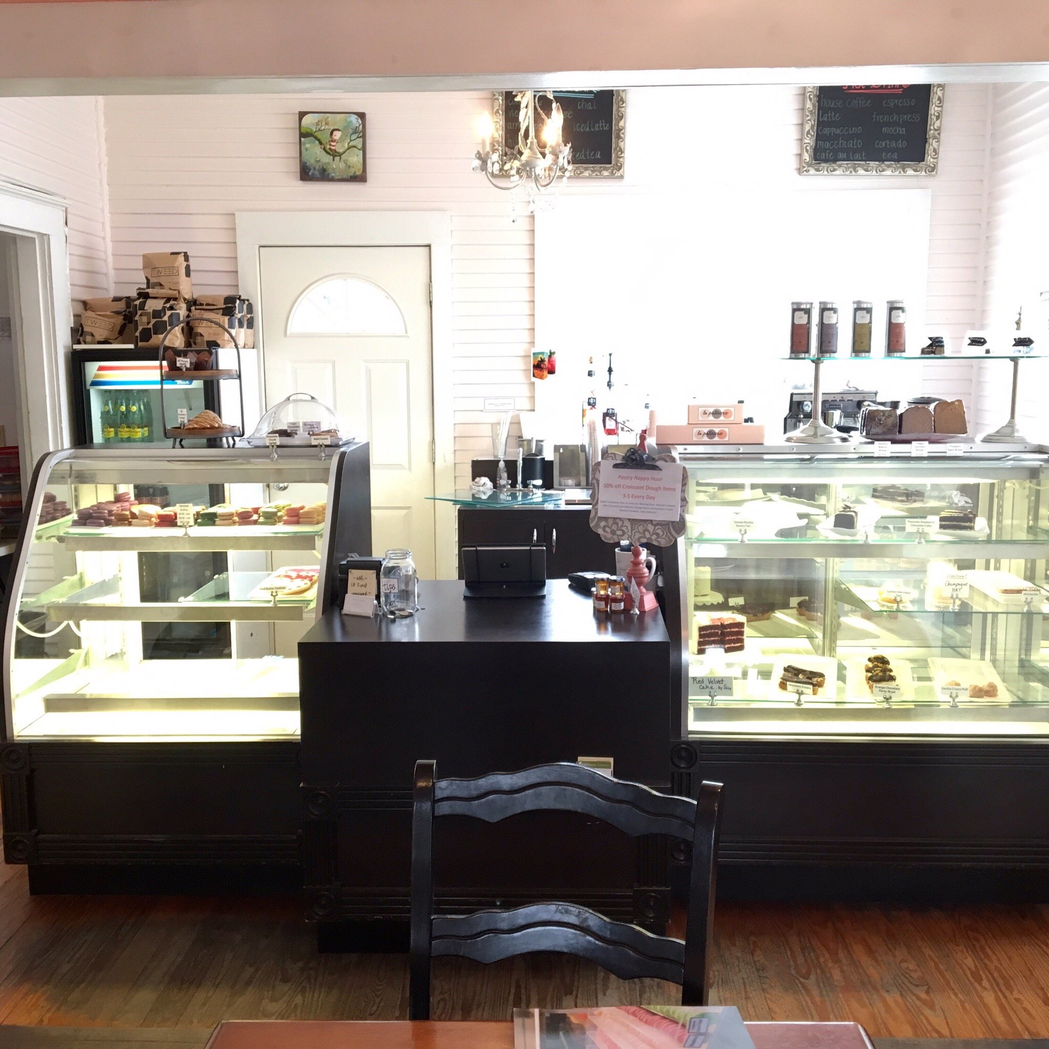 大学 割引 LA PÂTISSERIE, Phone & Photos Reviews, Restaurant - Austin 絵本・児童書