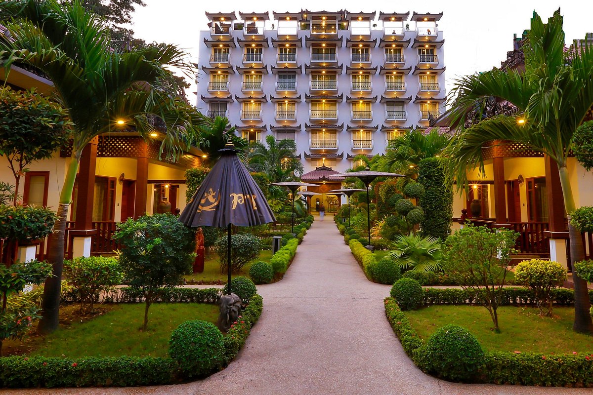 Yadanarpon Dynasty Hotel, hotel in Mandalay