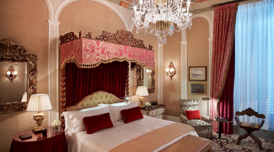 Premium Deluxe - Renaissance style