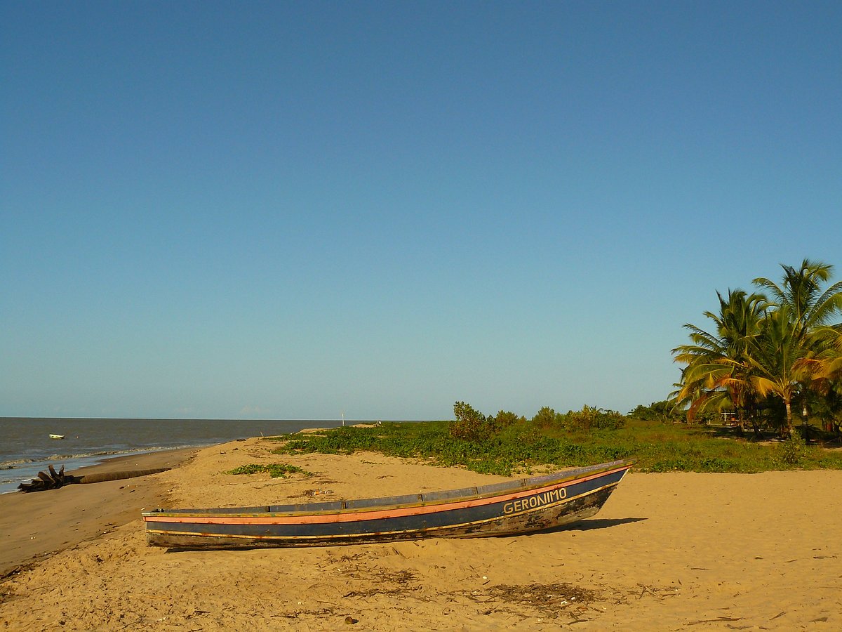  Les Hattes  strand - French Guiana