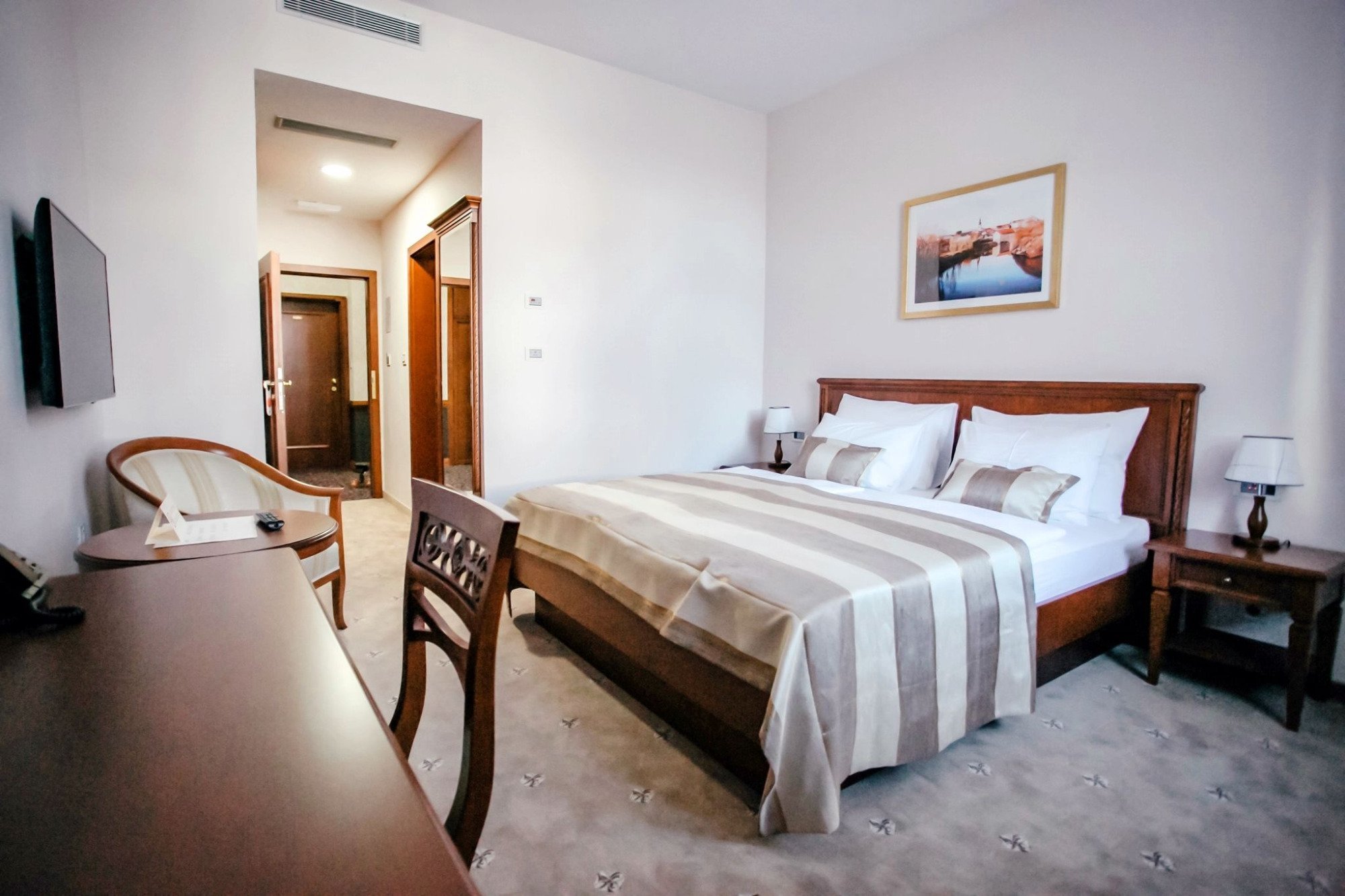 Hotel Stara Lika by null