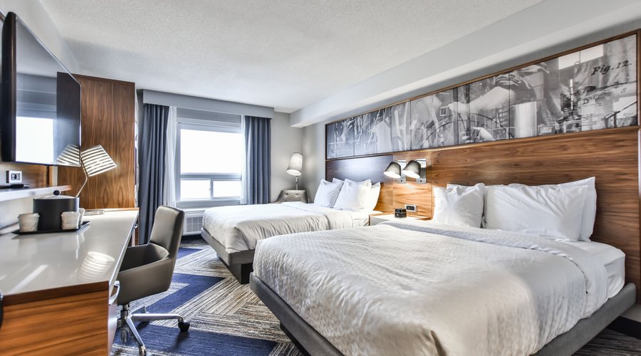 Two queen bedroom