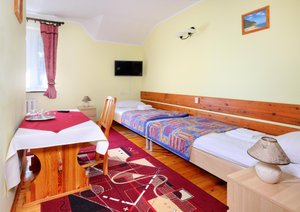 Room & Suite