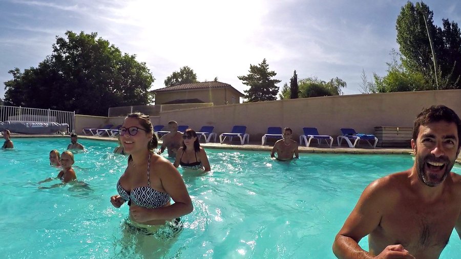 Piscine chauffée camping les 2 vallées, nant, aveyron