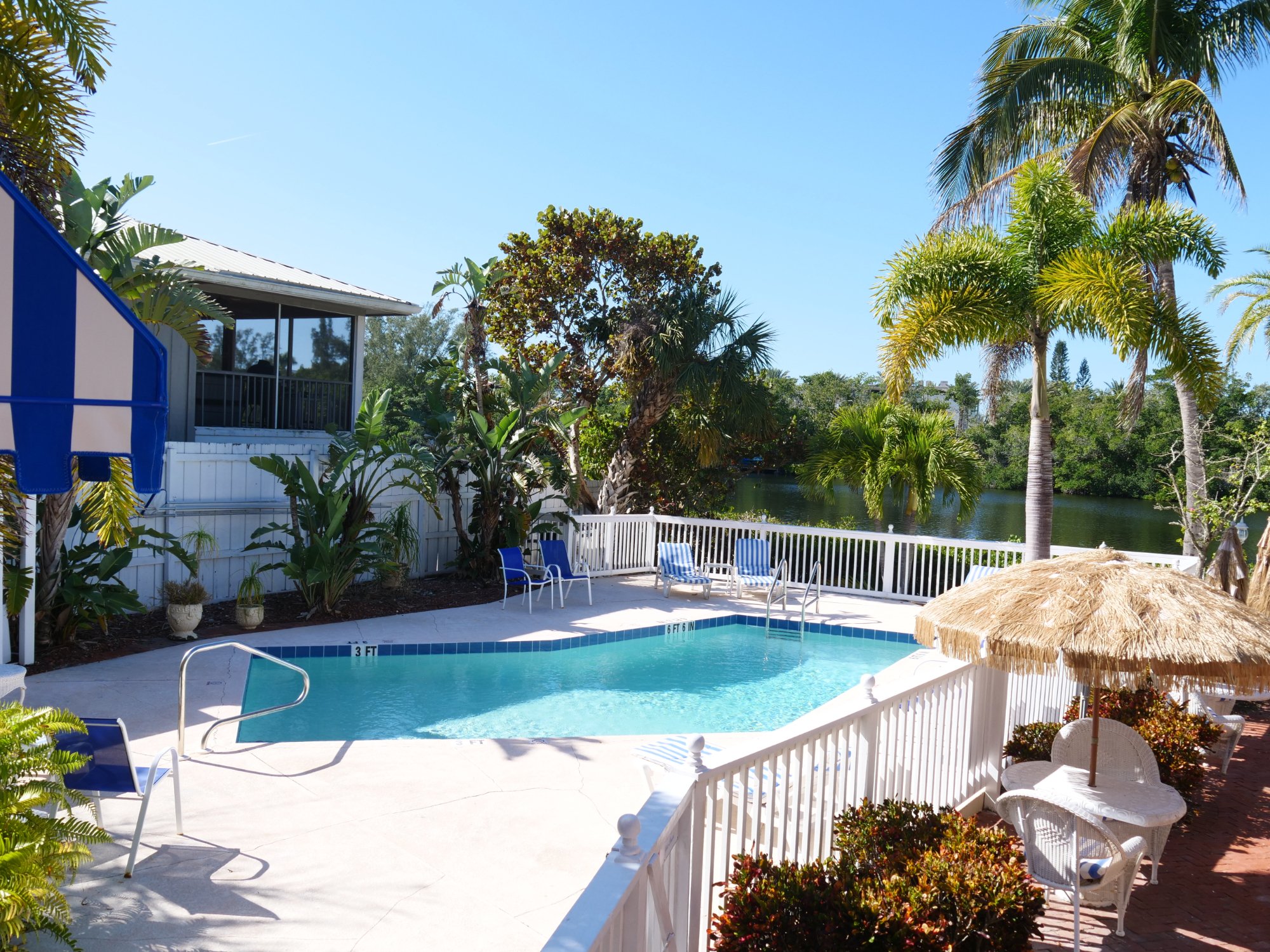 Siesta key store bungalows