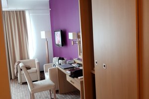 Room & Suite
