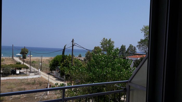 GOLDEN BEACH - Prices & Condominium Reviews (Nea Mesagkala, Greece)