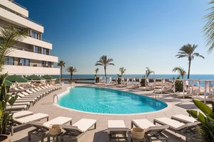 ME Sitges Terramar in Sitges, image may contain: Hotel, Resort, Pool, Swimming Pool