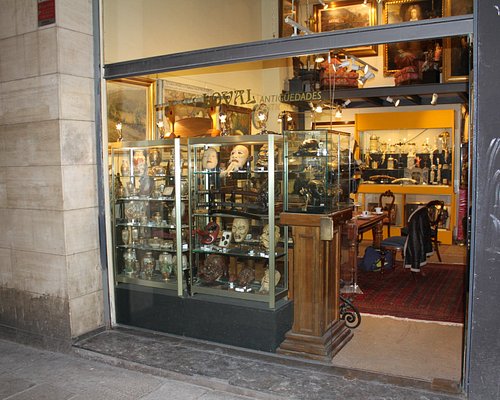 a la deriva Resignación cerca 10 MEJORES Tiendas de antigüedades en Barcelona (2023)