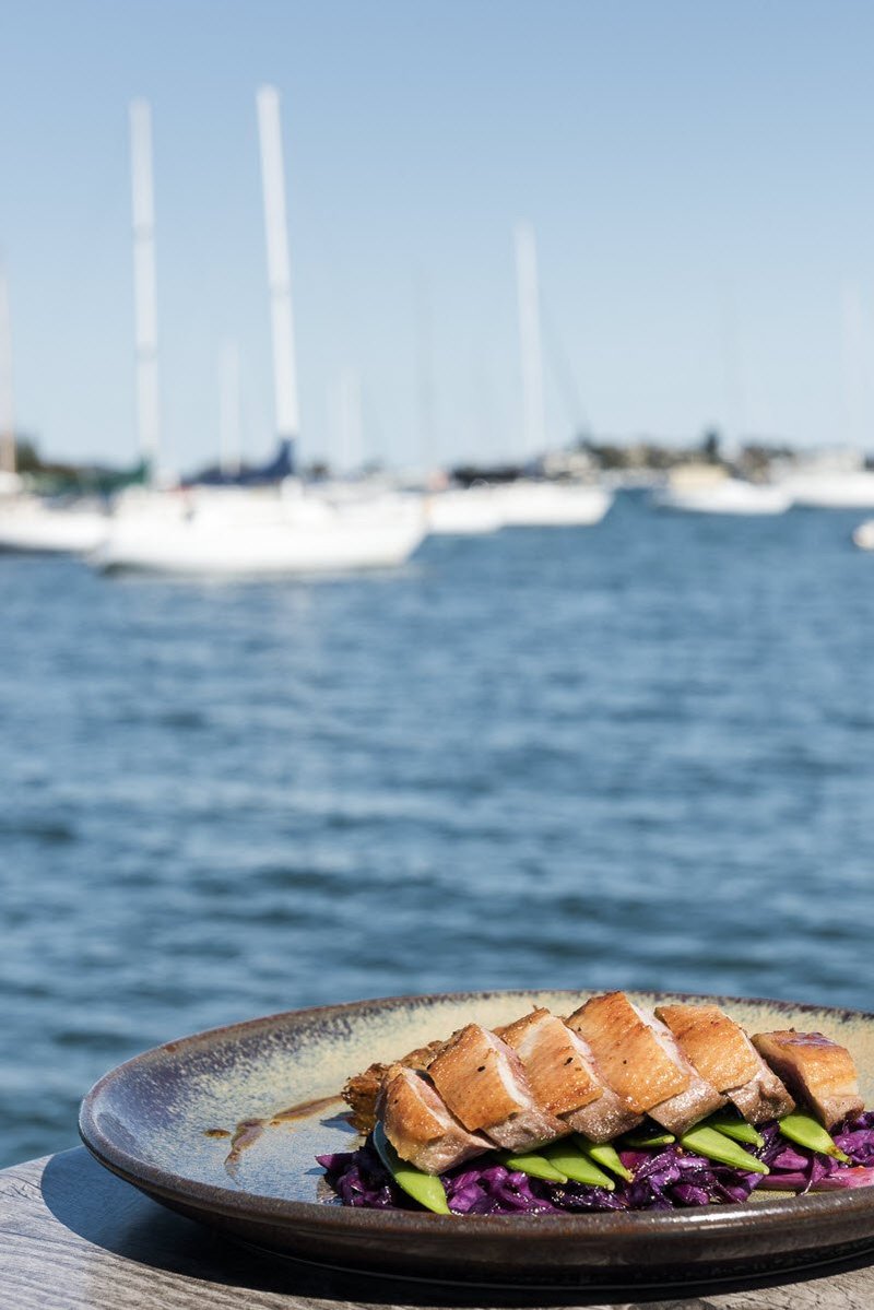 yacht club belmont restaurant