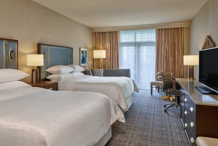 Sheraton Music City Nashville Airport Rooms: Pictures & Reviews ...