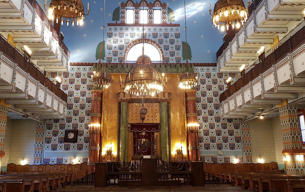 Kazinczy Street Synagogue, Budapest