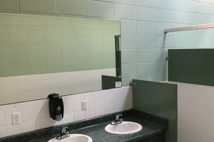 Room & Suite