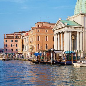 Hotel Antiche Figure in Venice, image may contain: Waterfront, City, Dome, Neighborhood