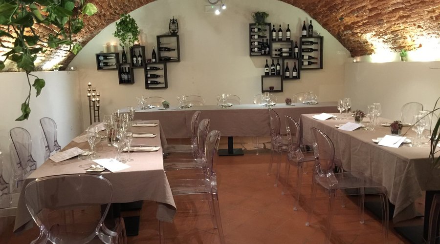La sala al piano inferiore
