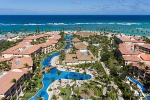 Majestic Colonial Punta Cana in Dominican Republic, image may contain: Resort, Hotel, Waterfront, Sea