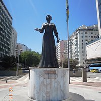 Statue
