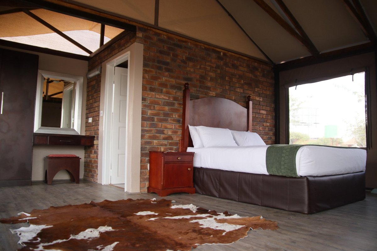 MANONG GAME LODGE - Updated 2022 Prices & Hotel Reviews (Lobatse, Botswana)