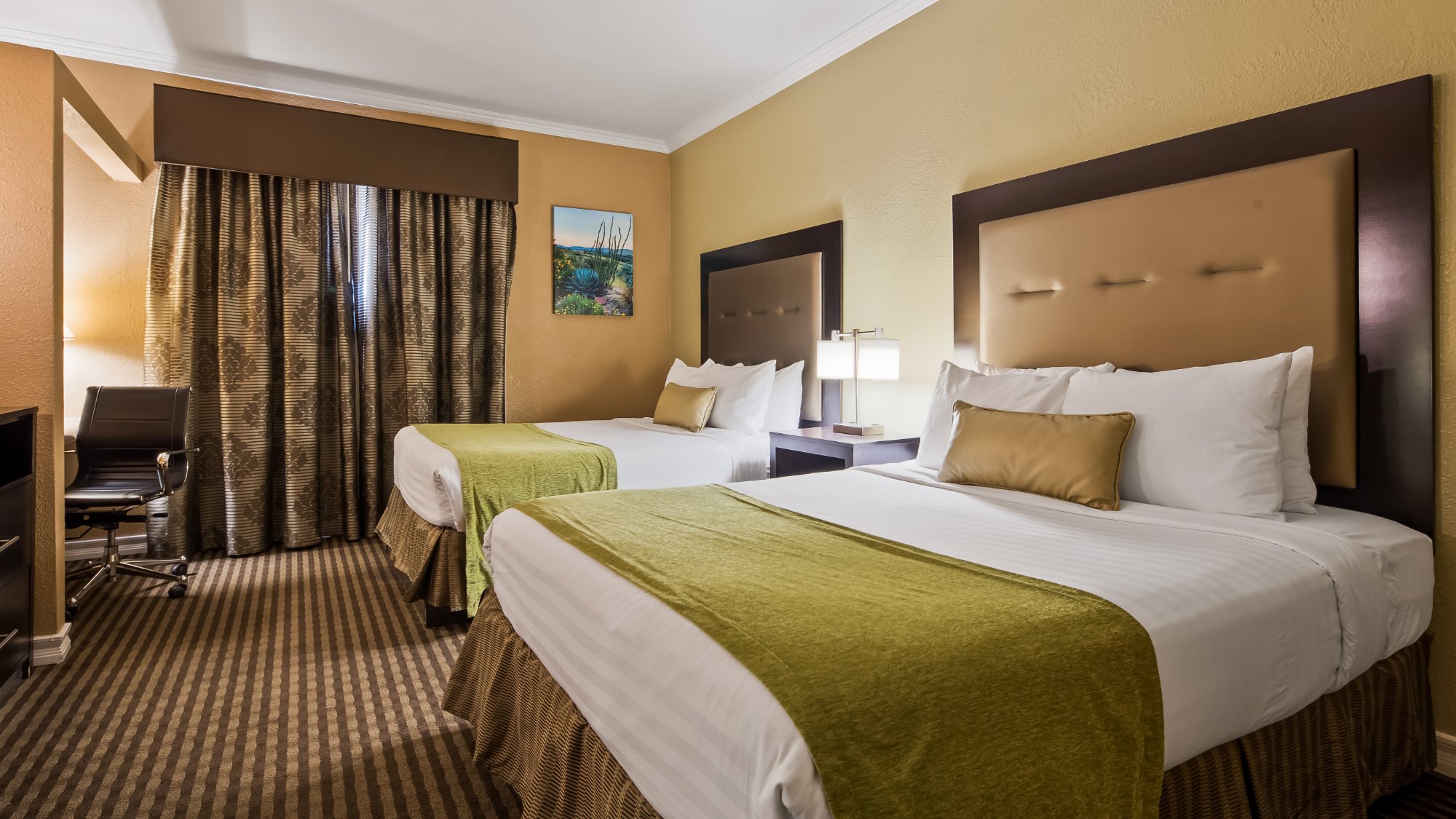 Hotel photo 6 of Best Western Royal Sun Inn & Suites.