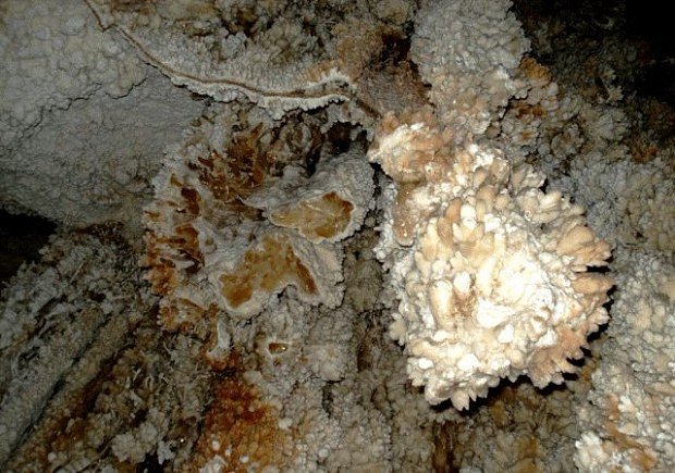 Nabati Cave image